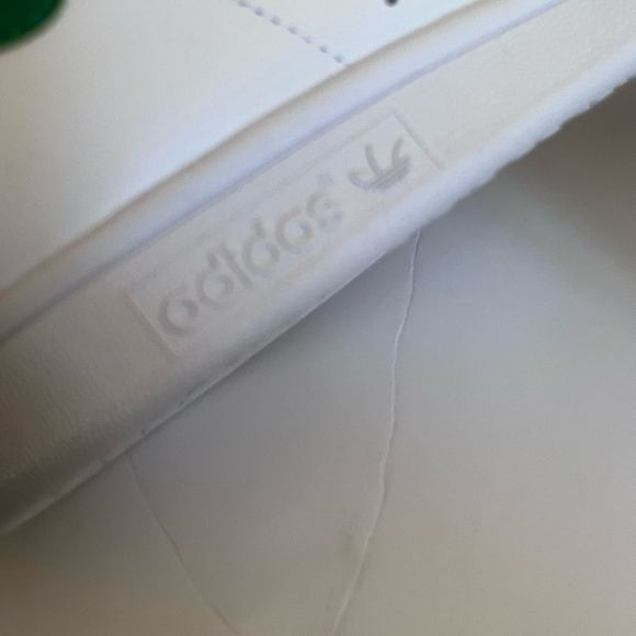 Rare womens sz 10 wide adidas Stan smith sneakers.  Never worn ever   - Picture 9 of 14